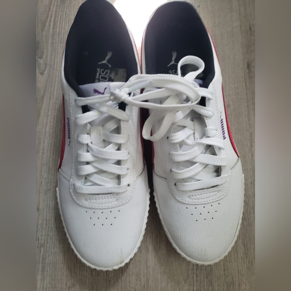 SOLD SOLD SOLD....White and Pink Sneakers